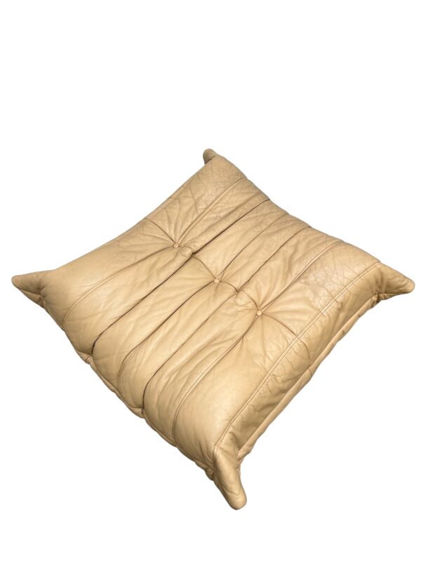 Ensemble de 5 pièces de canapé TOGO en cuir de couleur sable
