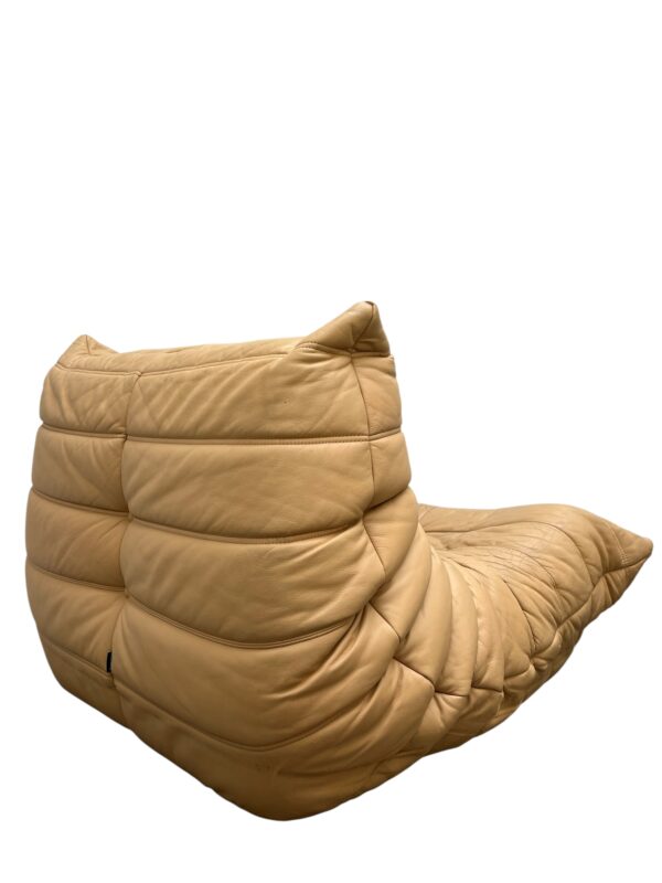 Ensemble de 5 pièces de canapé TOGO en cuir de couleur sable