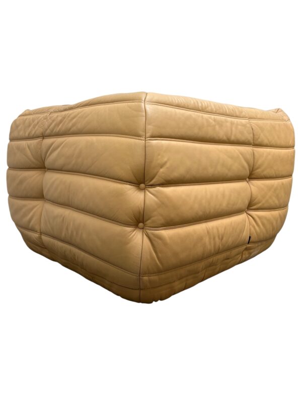 Ensemble de 5 pièces de canapé TOGO en cuir de couleur sable
