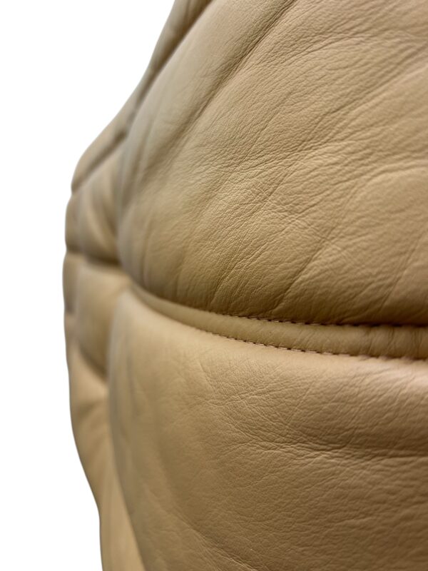 Ensemble de 5 pièces de canapé TOGO en cuir de couleur sable