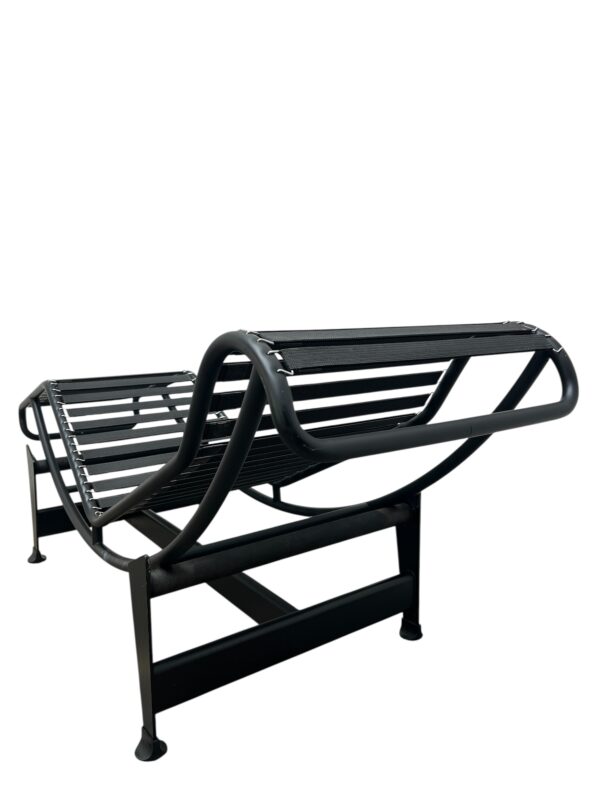 Chaise longue LC4 par Le Corbuisier, Cassina 1990's