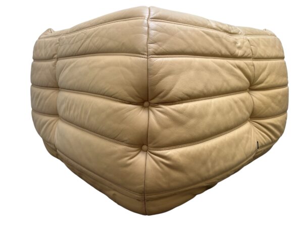 Ensemble de 5 pièces de canapé TOGO en cuir de couleur sable