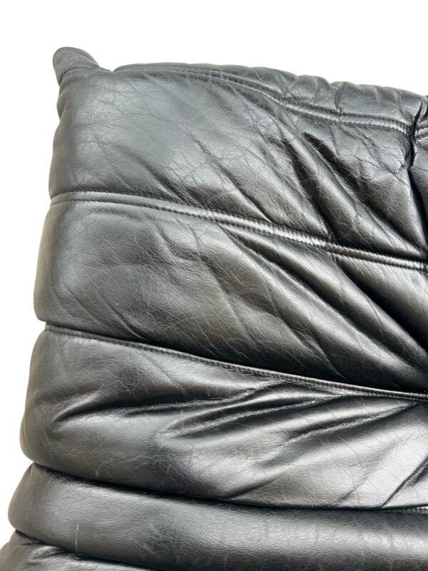 Canapés TOGO en cuir noir 2 places, Ligne Roset