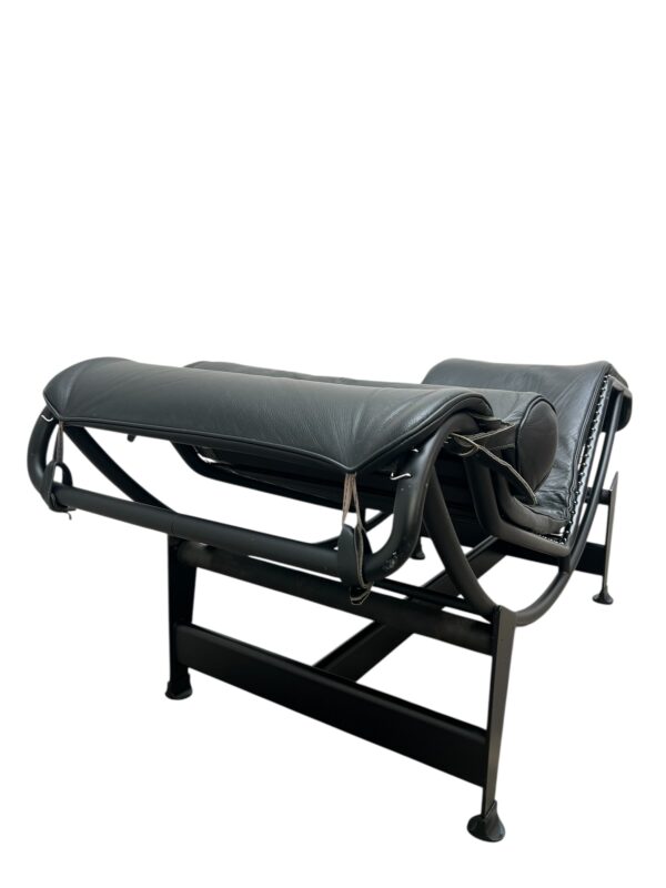 Chaise longue LC4 par Le Corbuisier, Cassina 1990's
