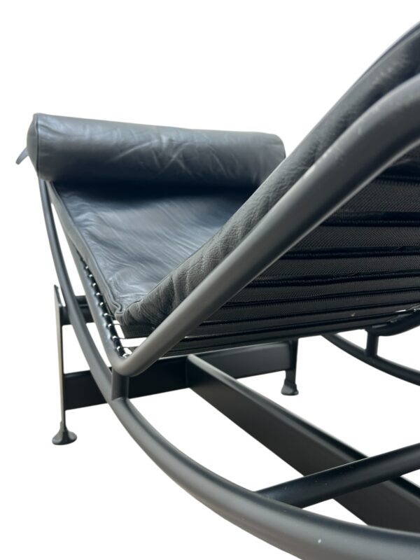 Chaise longue LC4 par Le Corbuisier, Cassina 1990's