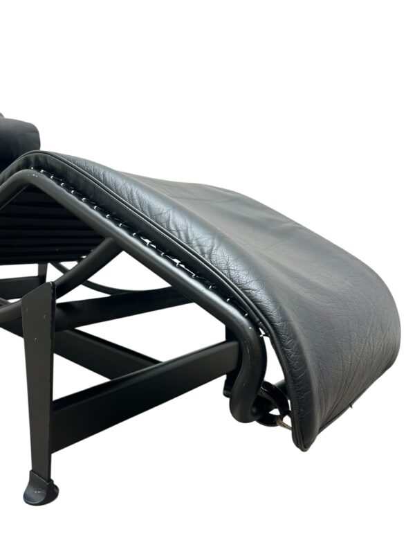 Chaise longue LC4 par Le Corbuisier, Cassina 1990's