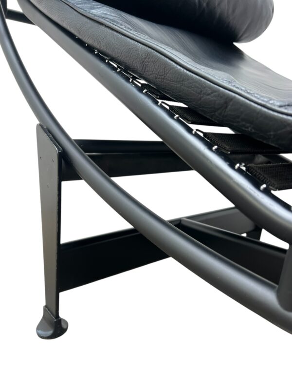 Chaise longue LC4 par Le Corbuisier, Cassina 1990's