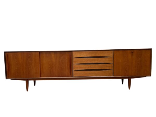 Longue enfilade de Arne Vodder, Danemark 1960's
