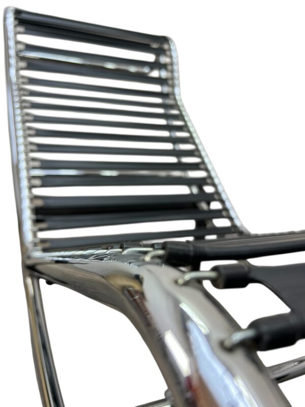 Chaise longue LC4 par Le Corbuisier, Cassina 1995's, cuir crème