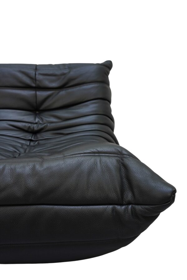 Canapé 3 pl TOGO en cuir de la Ligne Roset par Michel Ducaroy
