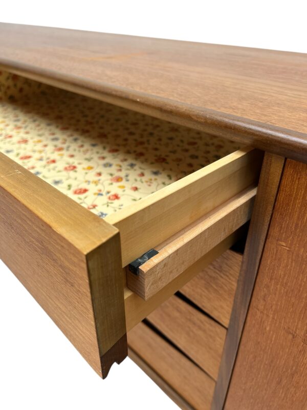 Longue enfilade de Arne Vodder, Danemark 1960's