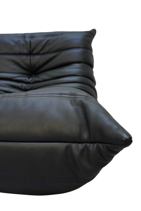 Canapé 3 pl TOGO en cuir de la Ligne Roset par Michel Ducaroy