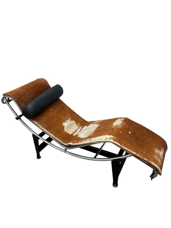 Chaise longue LC4 par Le Corbuisier, Cassina 1995's, cuir de vachette