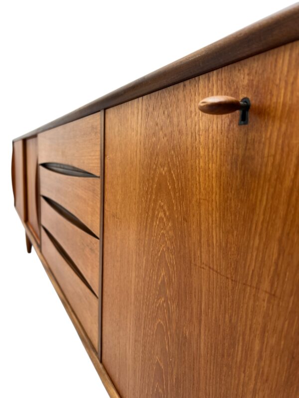 Longue enfilade de Arne Vodder, Danemark 1960's