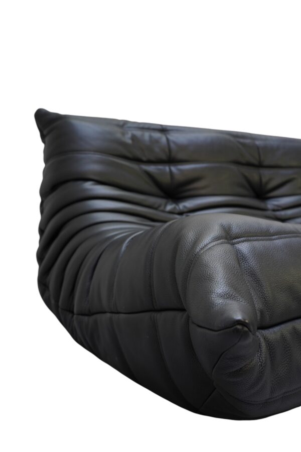 Canapé 3 pl TOGO en cuir de la Ligne Roset par Michel Ducaroy