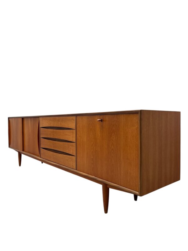 Longue enfilade de Arne Vodder, Danemark 1960's