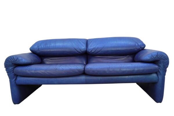 Canapé 2 places Maralunga en cuir bleu de Vico Magistretti pour Cassina