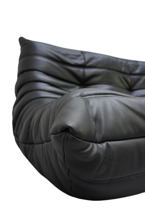 Canapé 3 pl TOGO en cuir de la Ligne Roset par Michel Ducaroy