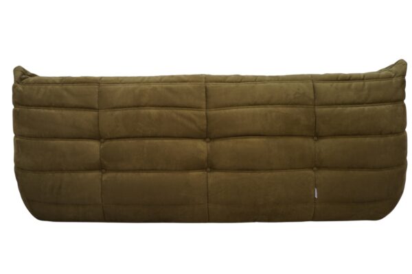 Ensemble de 5 pièces de canapés, modèle TOGO de la Ligne Roset par Michel Ducaroy. Récemment retapissé d'un tissu en alcantara de couleur vert olive.