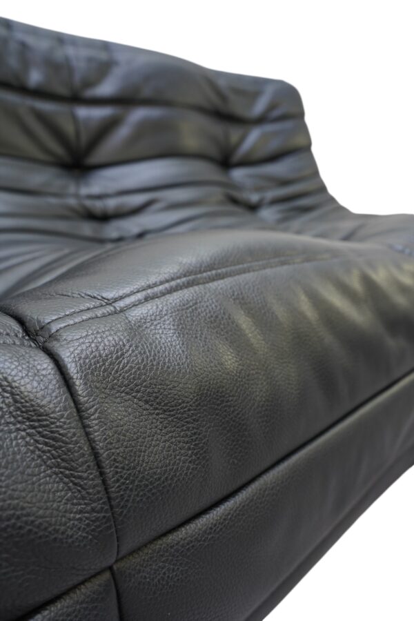Canapé 3 pl TOGO en cuir de la Ligne Roset par Michel Ducaroy