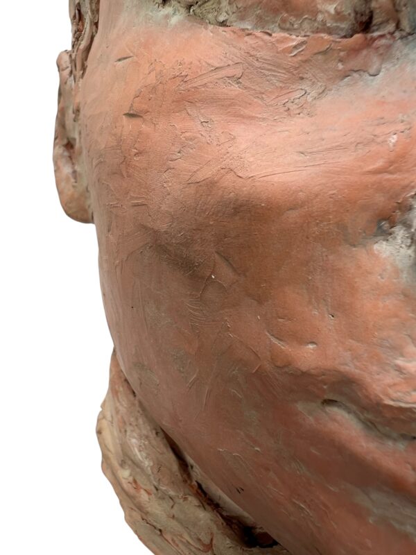 Figure décorative en terre cuite