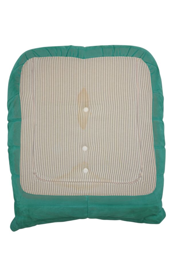 Chauffeuse TOGO de la Ligne Roset par Michel Ducaroy – Image 14