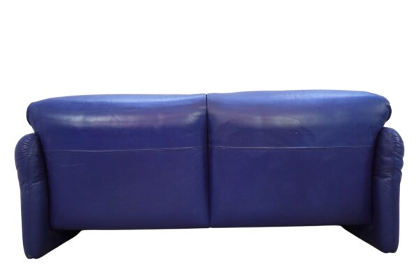 Canapé 2 places Maralunga en cuir bleu de Vico Magistretti pour Cassina