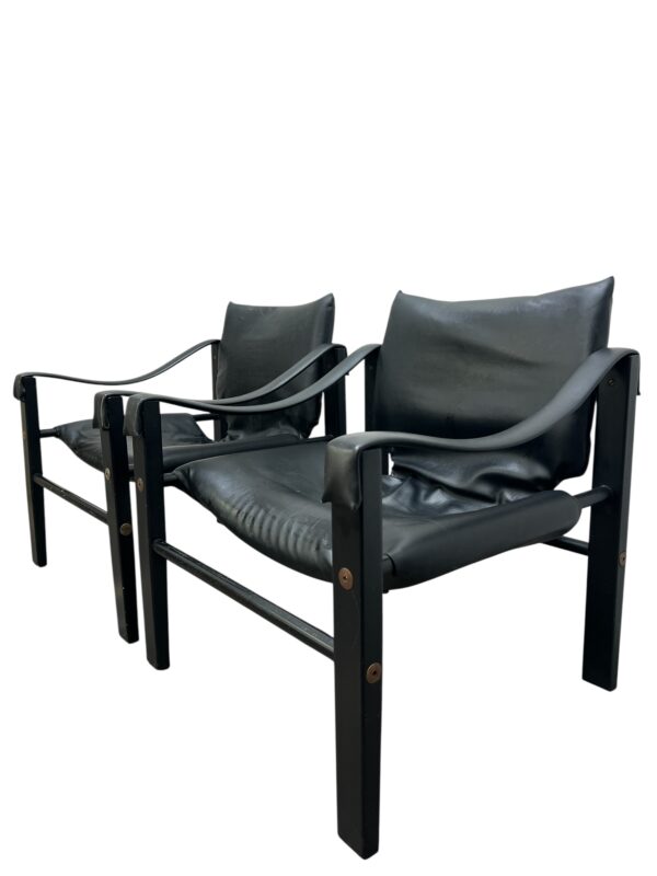 Duo de fauteuils safari par Maurice Burke, Arkana