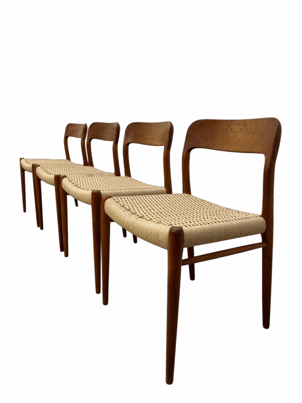 Ensemble de 4 chaises de Niels Otto Møller pour JL Møllers