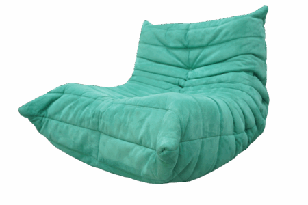 Chauffeuse en alcantara turquoise TOGO de la Ligne Roset par Michel Ducaroy