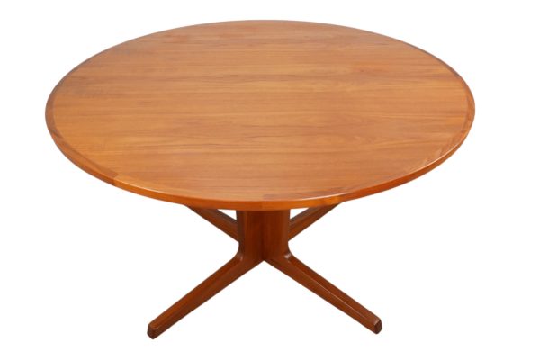 Table à manger ronde en tekc par Bernhard Pedersen and Son