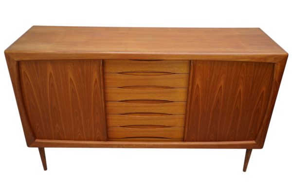 Buffet en bois de teck par Dyrlund, 1960's