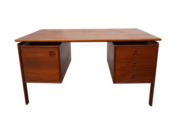 Bureau de direction par Arne Vodder pour GV Møbler