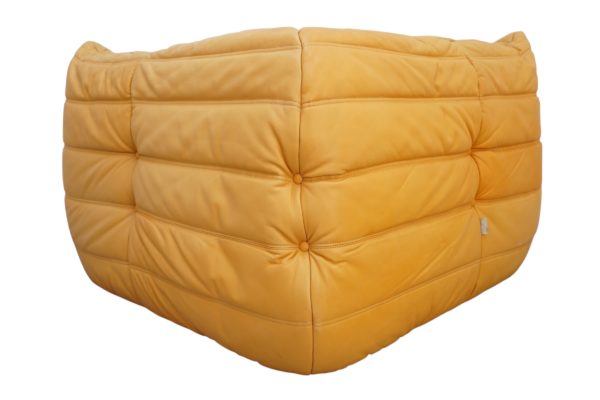 Ensemble de 5 pièces de canapés TOGO en cuir jaune, Ligne Roset