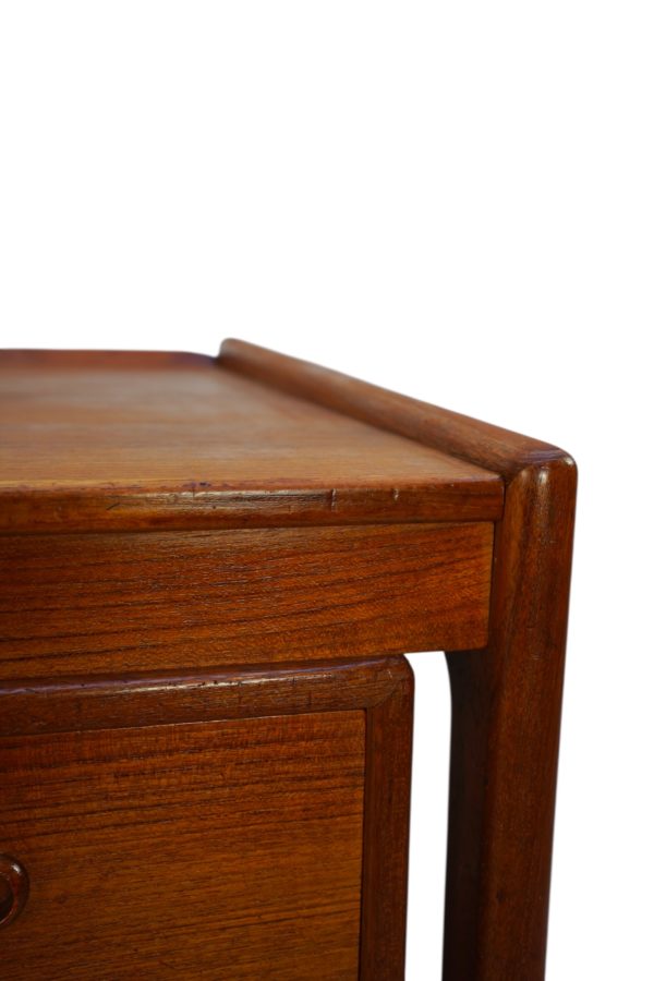 Bureau scandianve attribué à Peter Løvig Nielsen