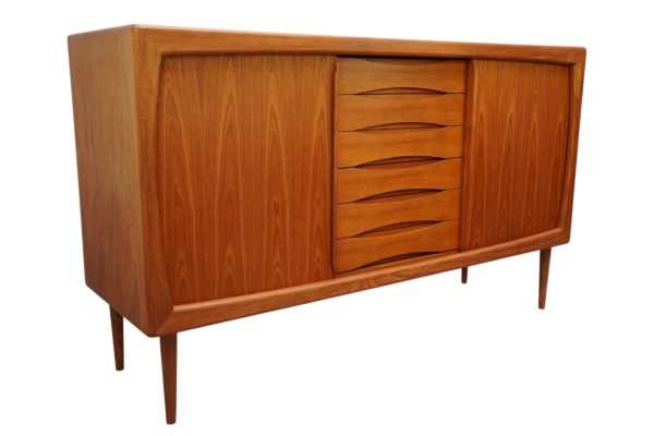 Buffet en bois de teck par Dyrlund, 1960's