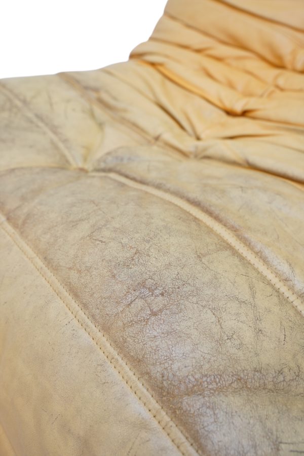 Ensemble de 5 pièces de canapés TOGO en cuir jaune, Ligne Roset