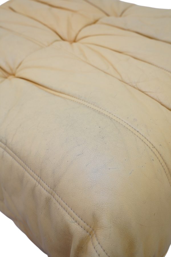 Ensemble de 5 pièces de canapés TOGO en cuir jaune, Ligne Roset