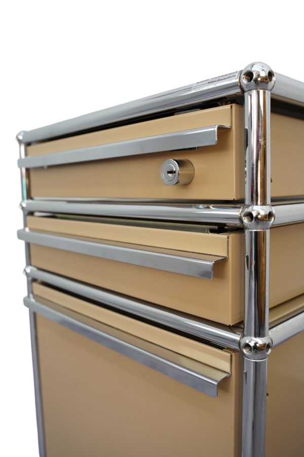 Corps de bureau d'appoint sur roulette USM
