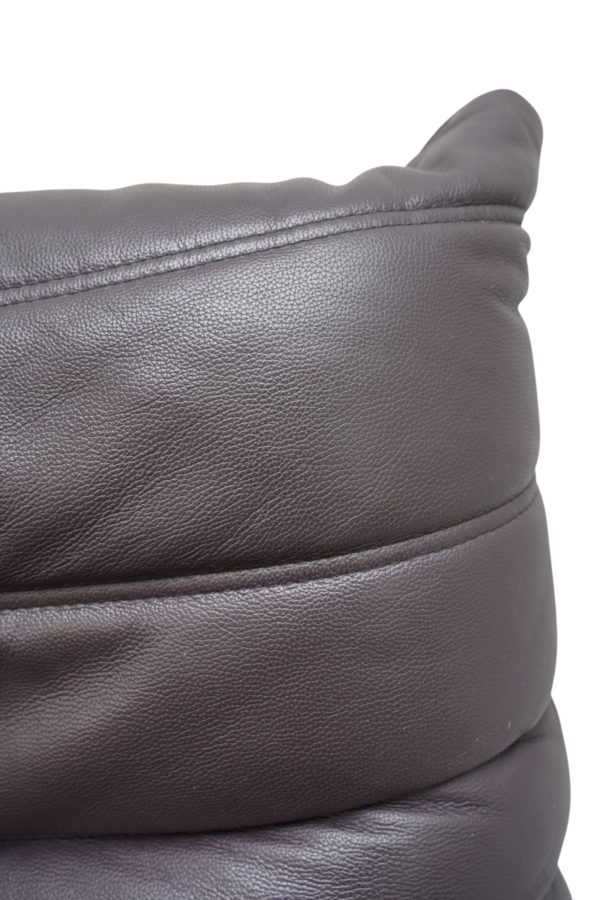 Chauffeuse et Pouf TOGO, Michel Ducaroy pour Ligne Roset – Image 8