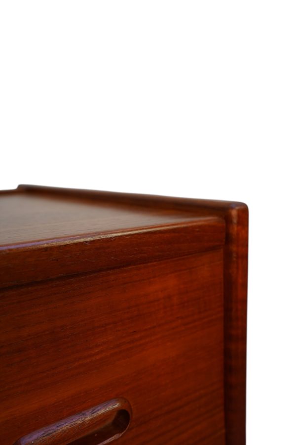 Coiffeuse scandinave en bois de teck