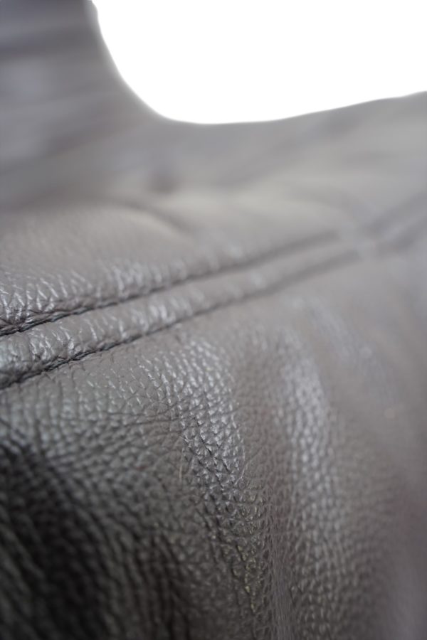 Chauffeuse et Pouf TOGO, Michel Ducaroy pour Ligne Roset – Image 10