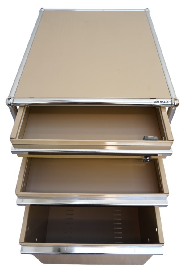 Corps de bureau d'appoint sur roulette USM