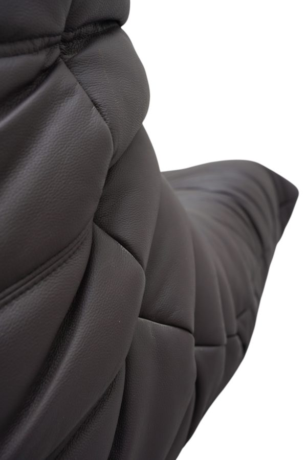 Chauffeuse et Pouf TOGO, Michel Ducaroy pour Ligne Roset – Image 15