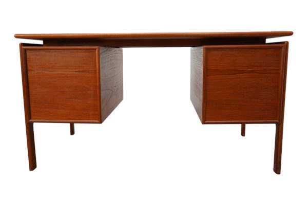 Bureau de direction par Arne Vodder pour GV Møbler