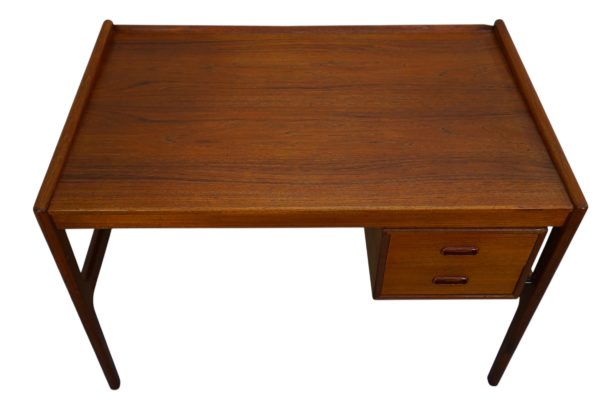 Bureau scandianve attribué à Peter Løvig Nielsen