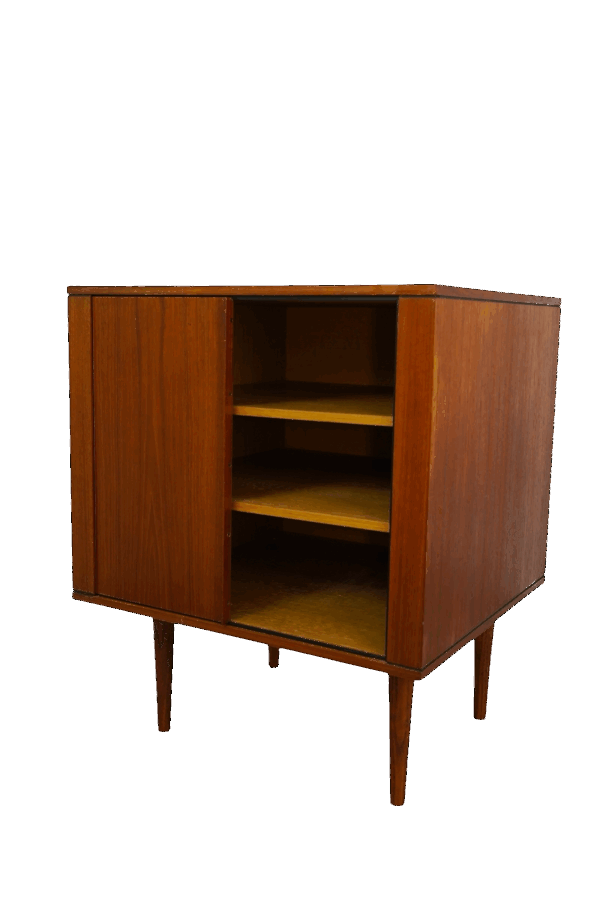 Petit cabinet scandinave à porte tambour