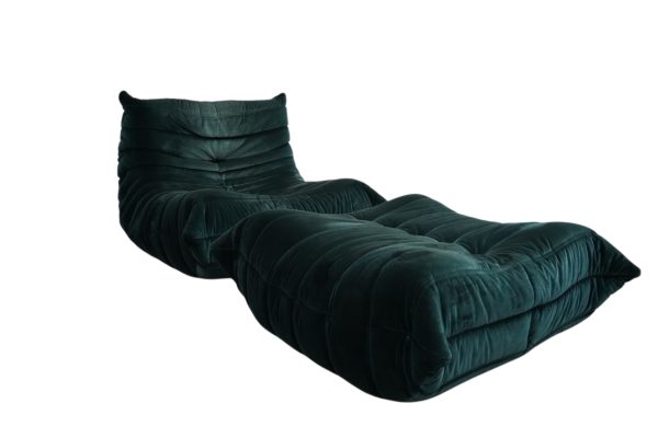 Chauffeuse et pouf TOGO, Ligne Roset par Michel Ducaroy 2020'