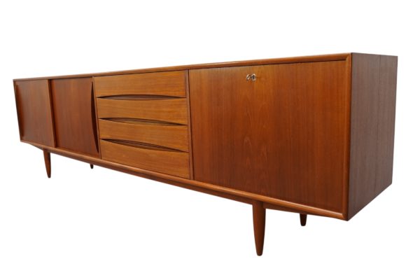Longue enfilade SEM, Suisse 1960's