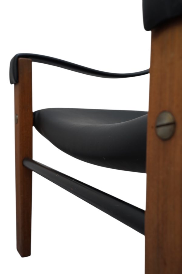 Duo de fauteuil safari par Maurice Burke, Arkana